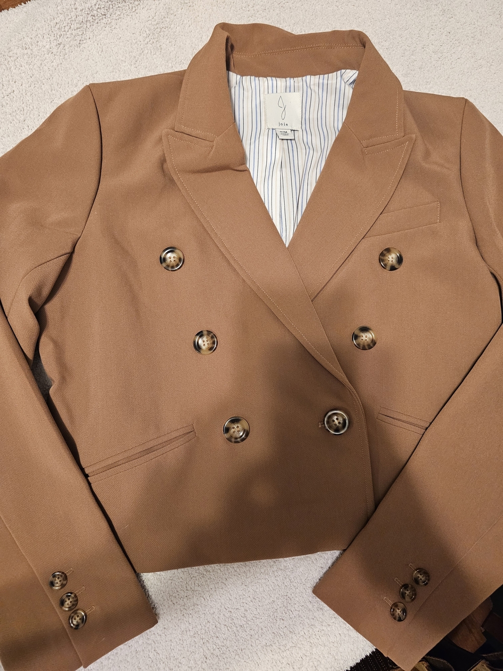 Joie Women’s Double-Breasted Cropped Blazer in Camel Brown